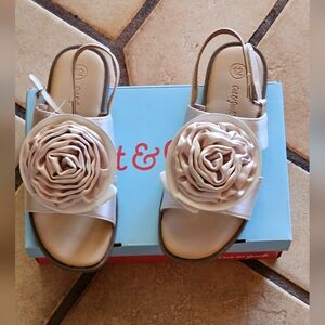 Elegant Sandals with Floral Design Gold Blush Color